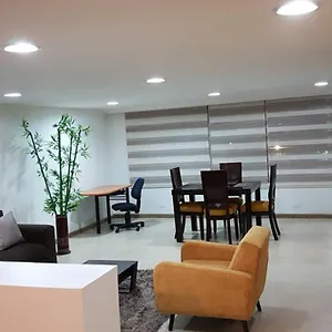 Apartment Parque Virrey, Bogota